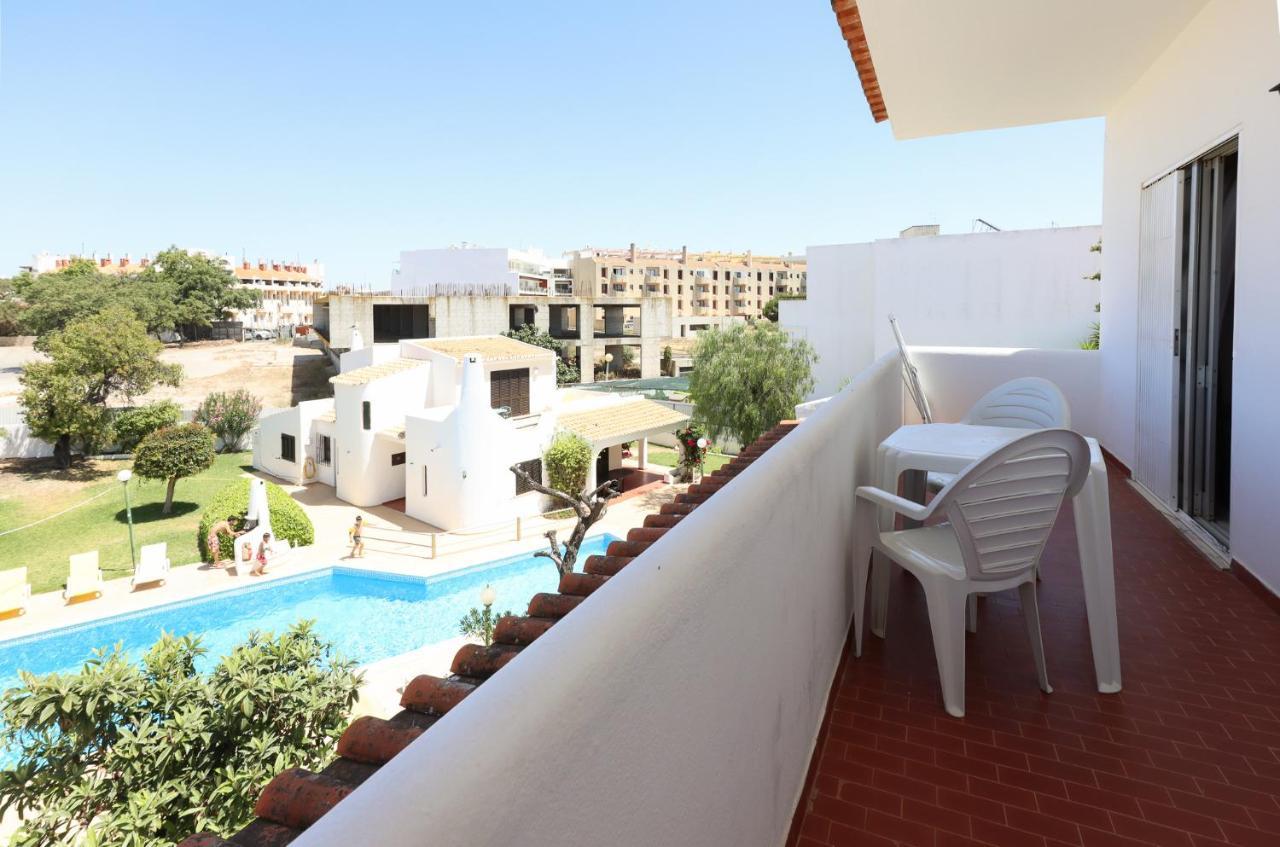 Apartamentos Pedro For Families By Bedzy Albufeira Exterior photo