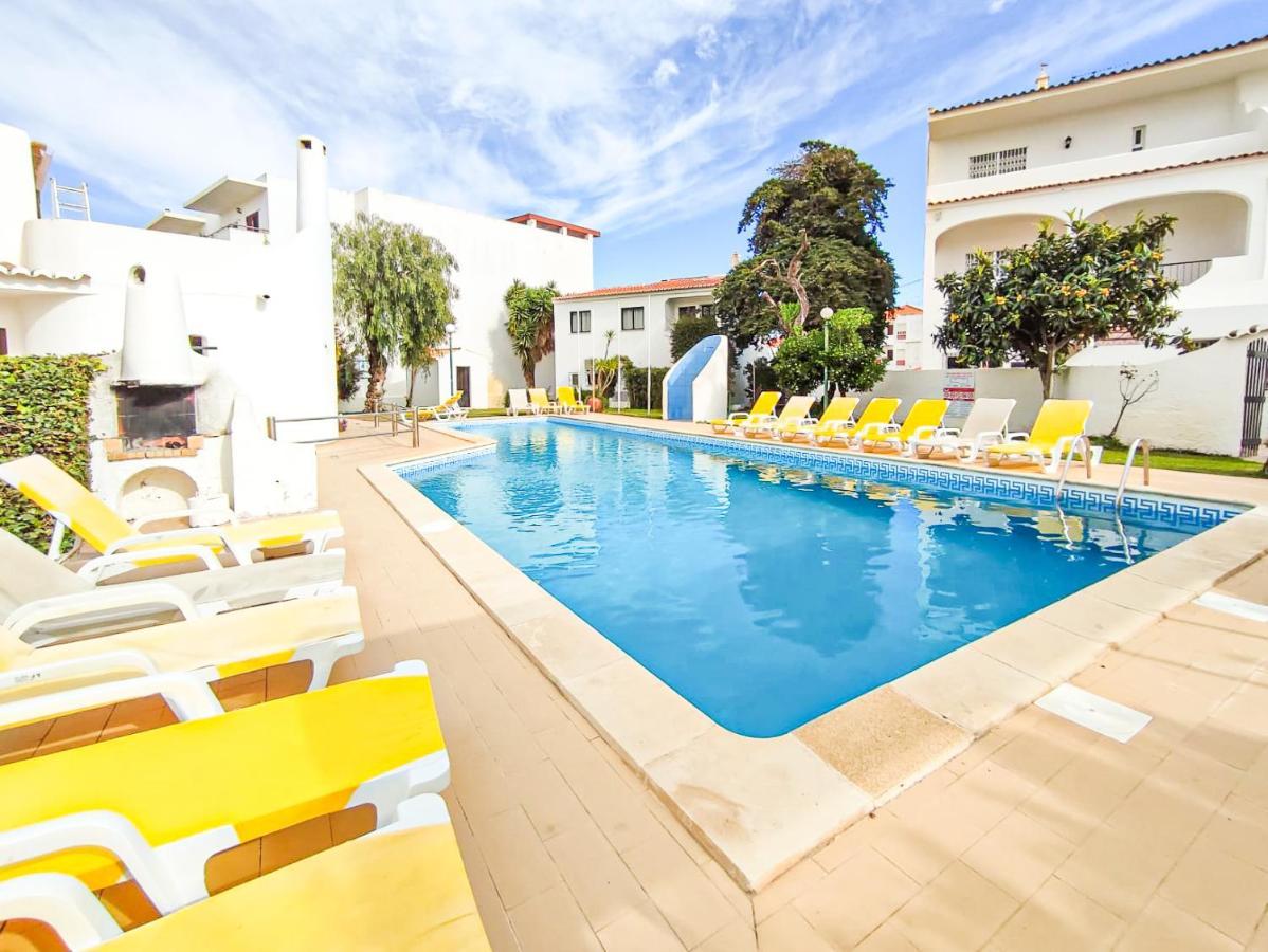 Apartamentos Pedro For Families By Bedzy Albufeira Exterior photo